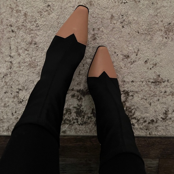 Tan and Black bootie - Picture 5 of 5